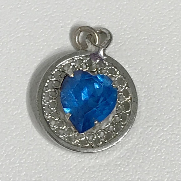 Artisan Signed R Sterling Silver Filigree Dainty Heart Paste Rhinestone Pendant - Picture 6 of 14